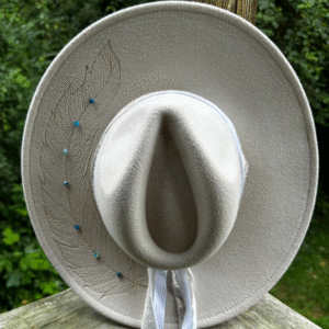 The Desert Sky – Ivory Wide Brim Hat with Feather & Fire Agate